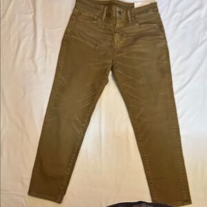 American Eagle Outfitters Airflex + men’s jeans. New